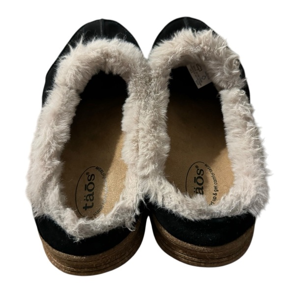 Taos future black suede faux fur slip on mule clogs shoes 9 - Picture 4 of 9